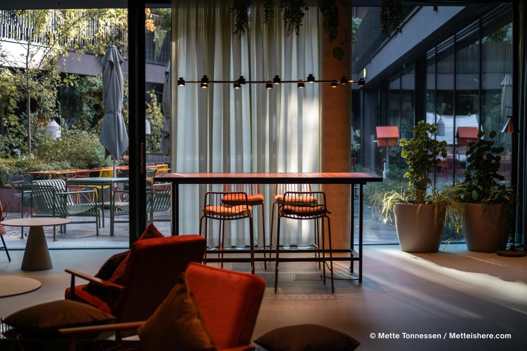 Hotel Indigo Vienna - Naschmarkt By Ihg Экстерьер фото