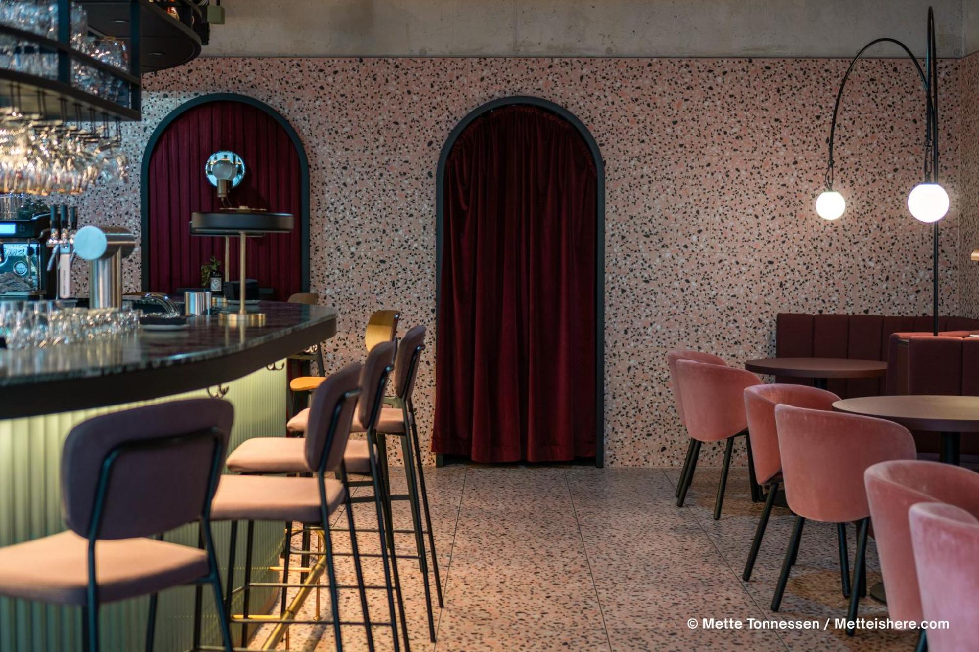 Hotel Indigo Vienna - Naschmarkt By Ihg Экстерьер фото